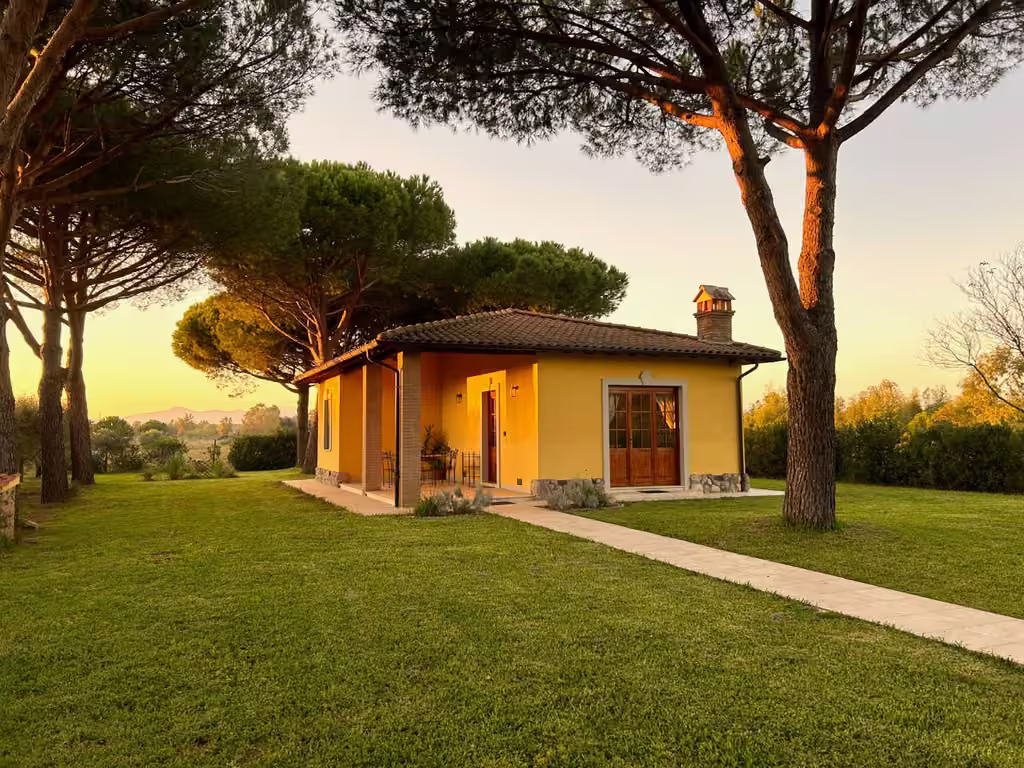Homepage 21 1villa lavanda tenuta frontal view codex 1024x768 1